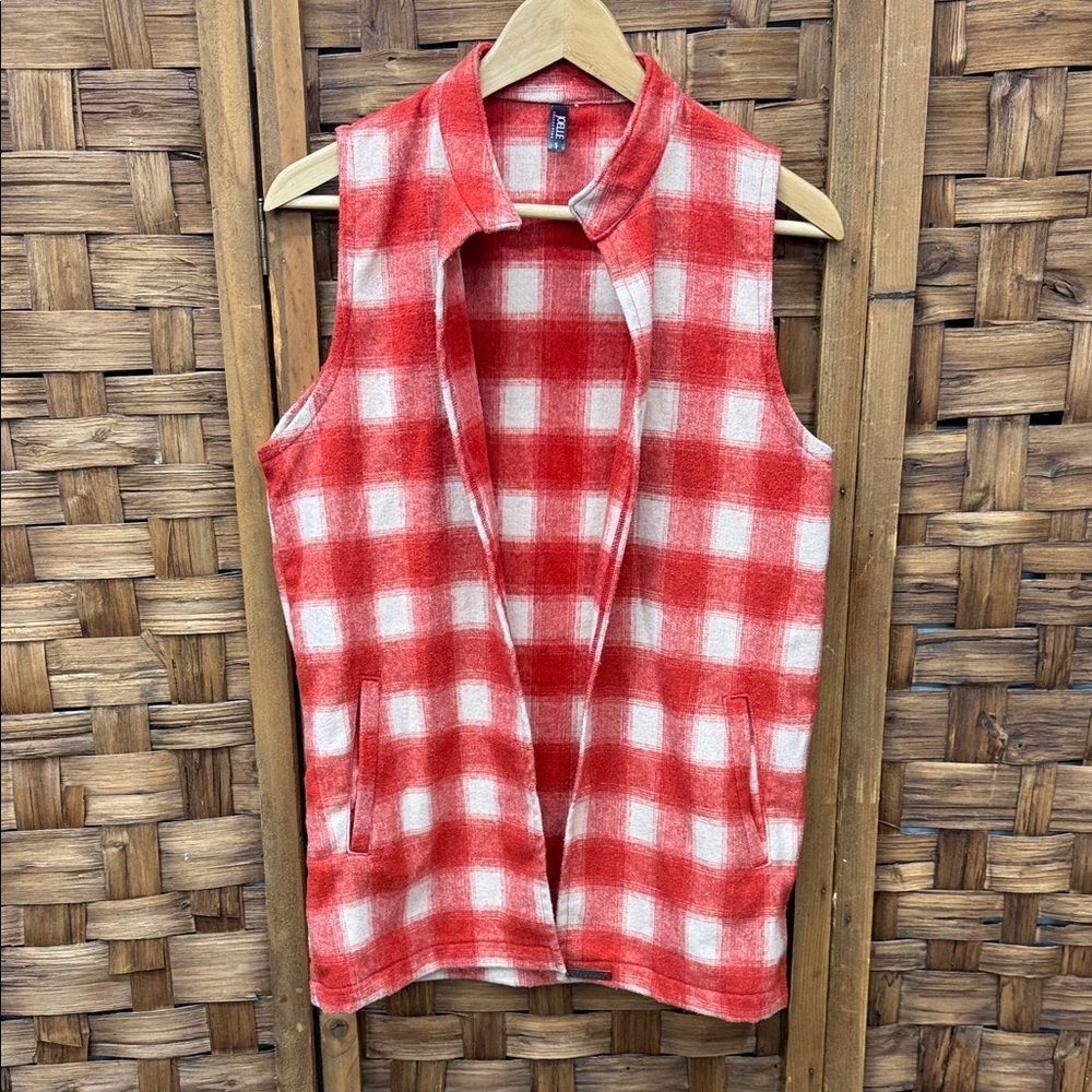 Red and White Plaid Sleeveless Vest